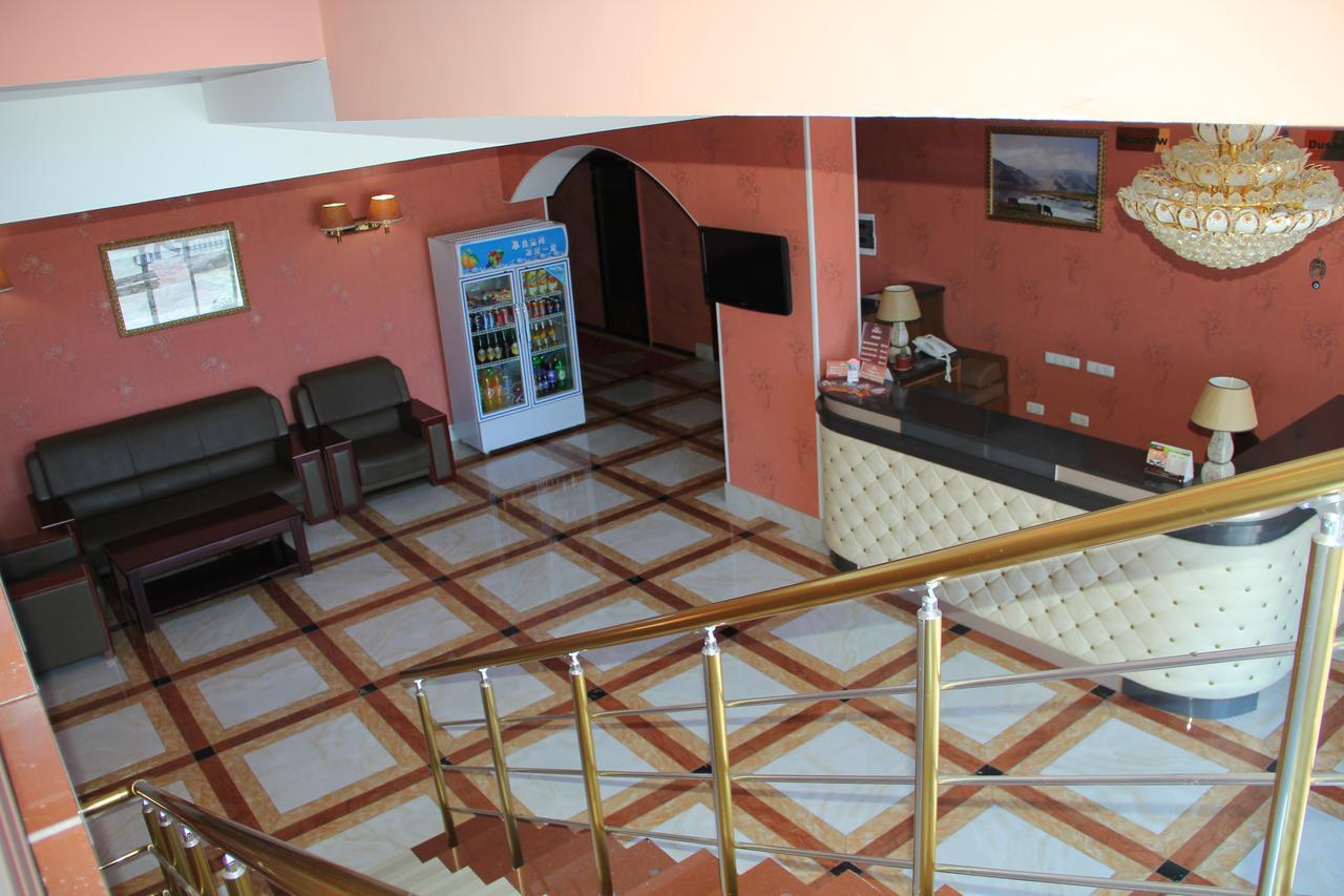 Firuz Hotel คูห์จานด์ ภายนอก รูปภาพ